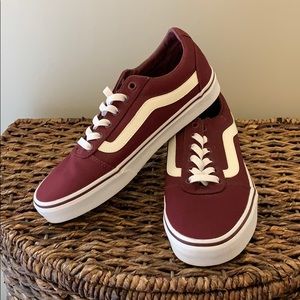 Old Skool Maroon Vans women’s 8.5